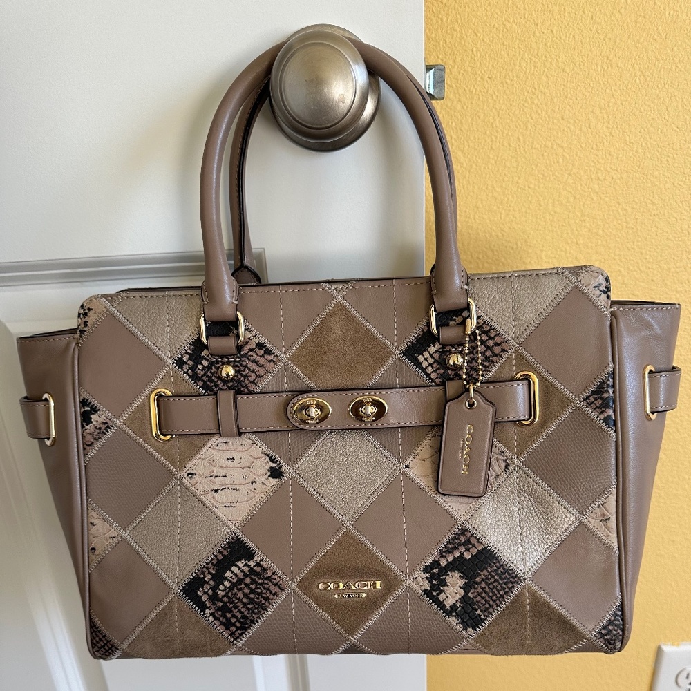Coach Handbag in Lamb Skin Leather